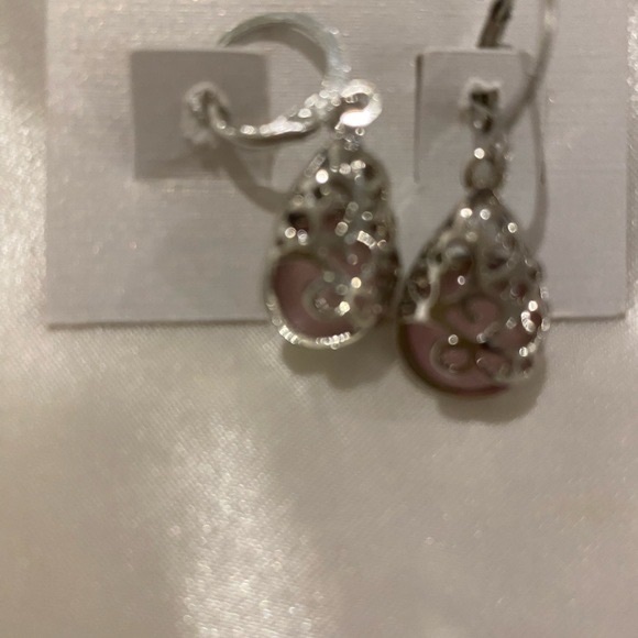 New Drop Earrings in Silver tone with Pink stone - Picture 3 of 4